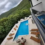 Villa Kuca Za Odmor Maya *